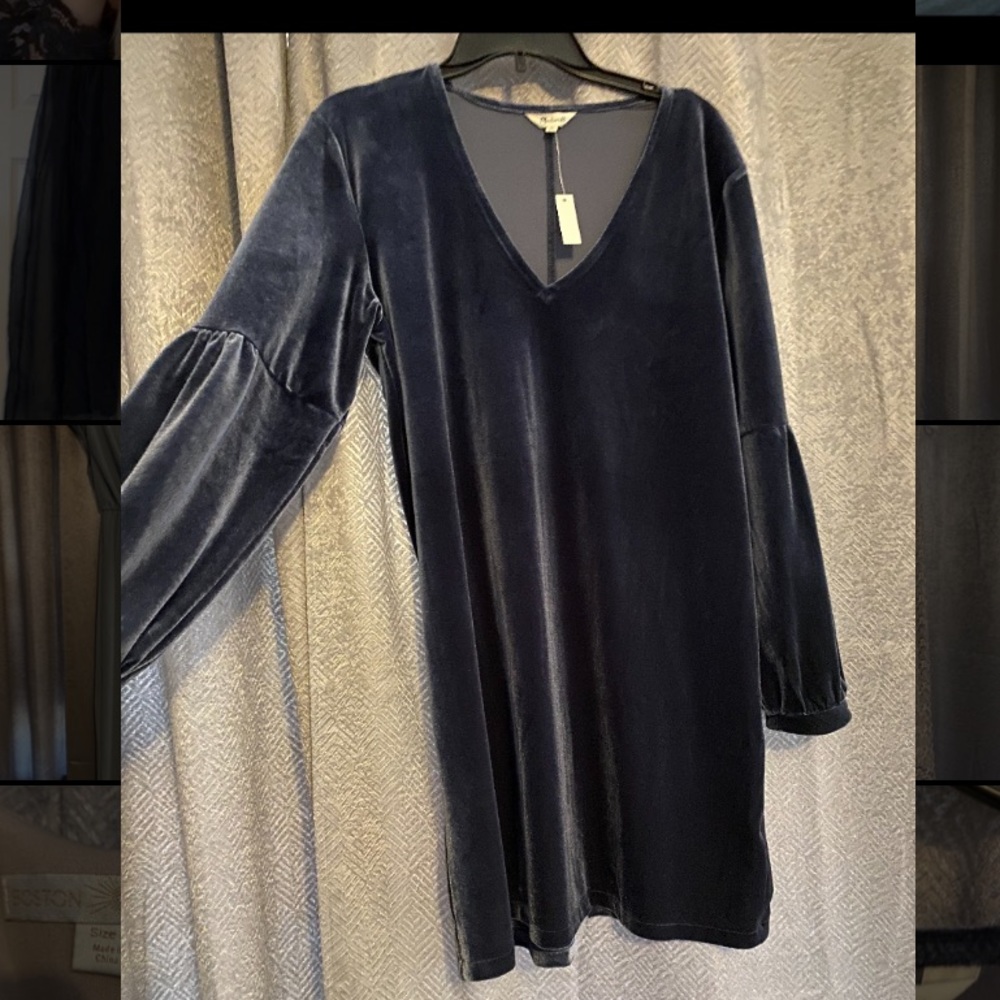 Flowy velvet dress, size Large, worn once.